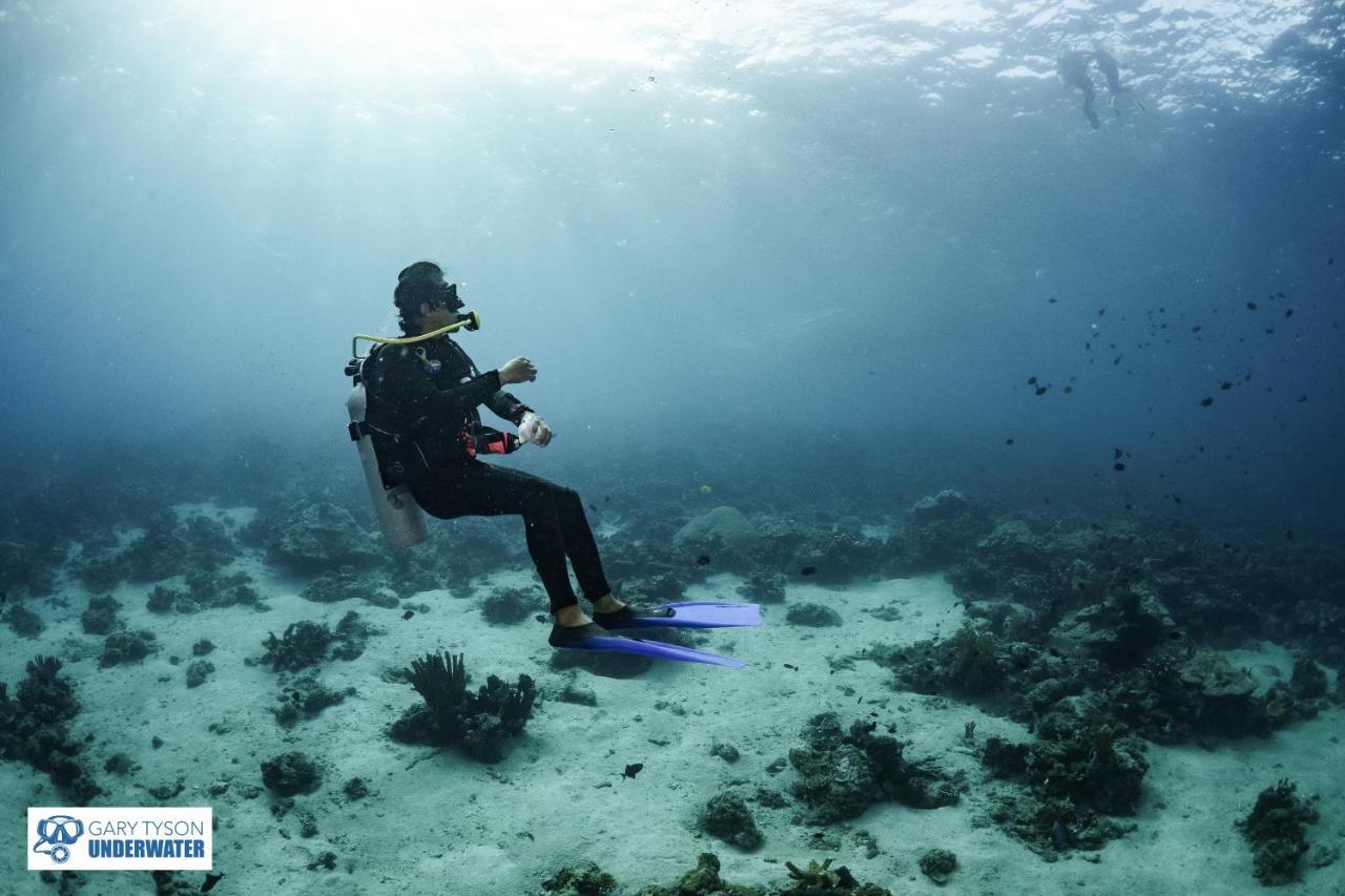 ホテル Aquaventure Reef Club マビニ エクステリア 写真