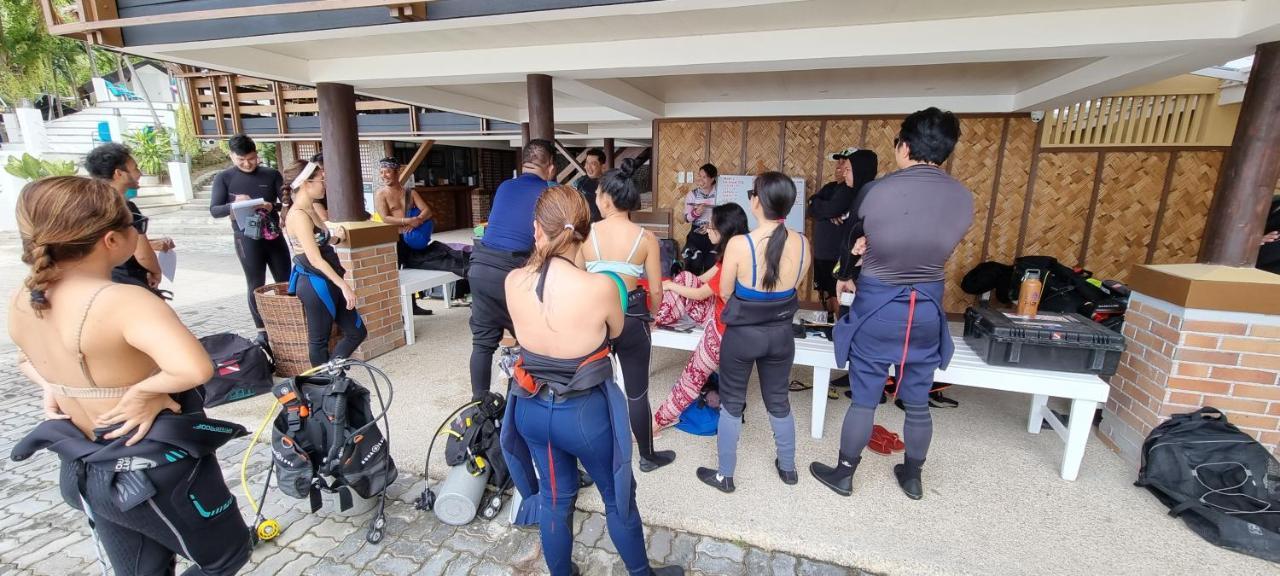 ホテル Aquaventure Reef Club マビニ エクステリア 写真